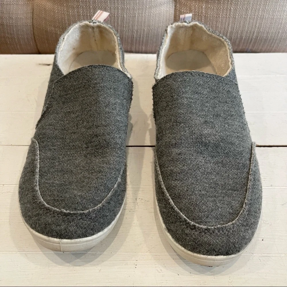 Vionic Women's Malibu Gray Casual Sneaker Sz 6